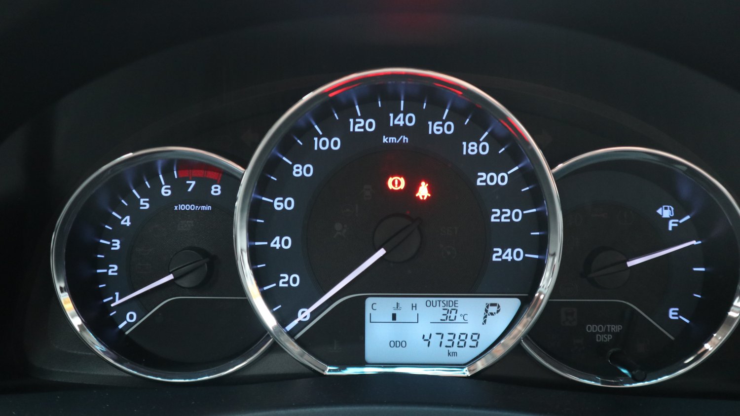 Toyota 豐田 ／ Altis ／ 2018年 ／ 2018年 Toyota Altis 灰色 豐田中古車 ／ 成交區