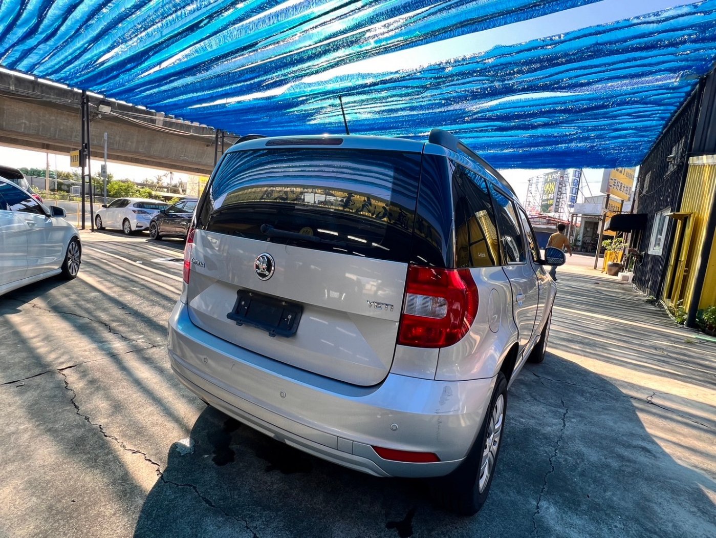 Skoda 司可達 ／ Yeti ／ 2014年 ／ 2014年Skoda Yeti 銀色 司可達中古車 ／ 車輛外調中