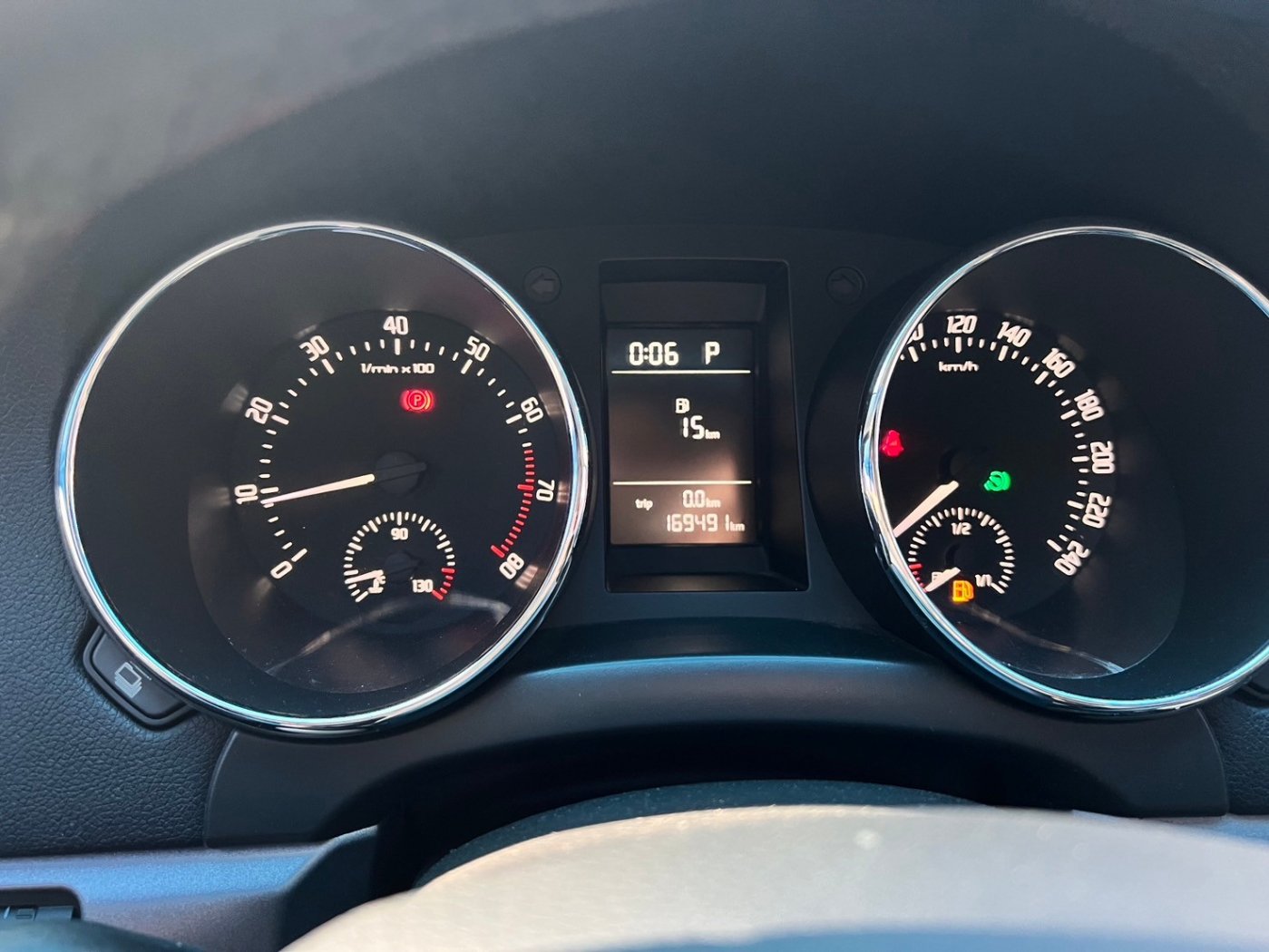 Skoda 司可達 ／ Yeti ／ 2014年 ／ 2014年Skoda Yeti 銀色 司可達中古車 ／ 車輛外調中