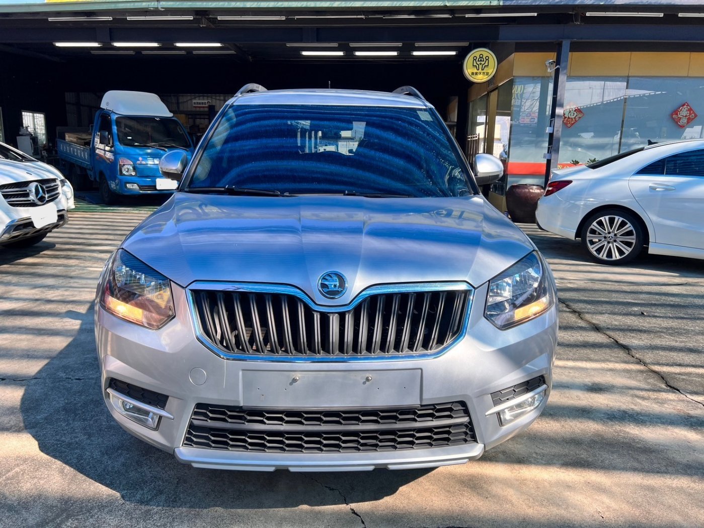 Skoda 司可達 ／ Yeti ／ 2014年 ／ 2014年Skoda Yeti 銀色 司可達中古車 ／ 車輛外調中