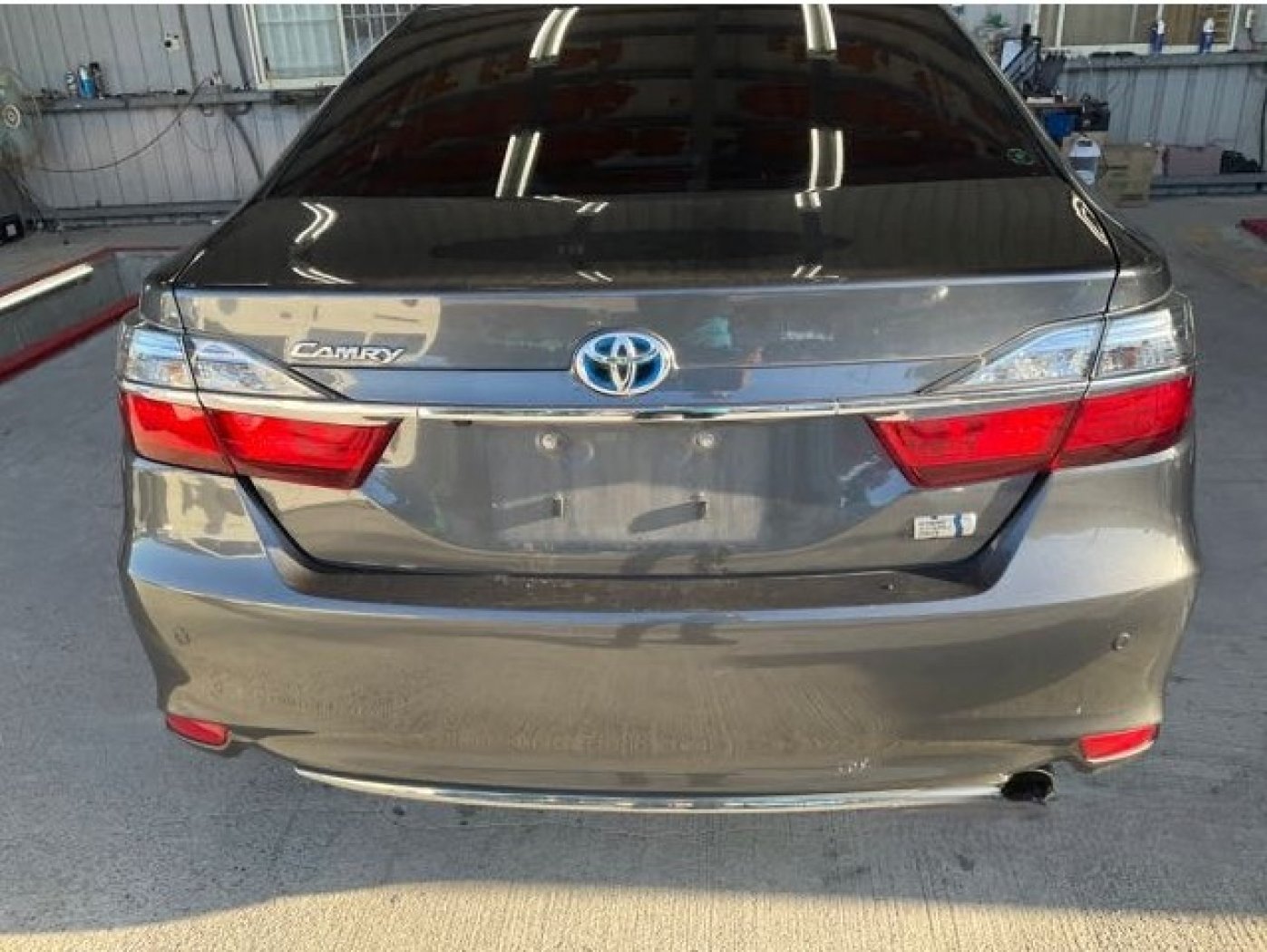 Toyota 豐田 ／ Camry ／ 2016年 ／ 2016年Toyota Camry 灰色 豐田中古車 ／ 九肇匯元汽車 (台南)