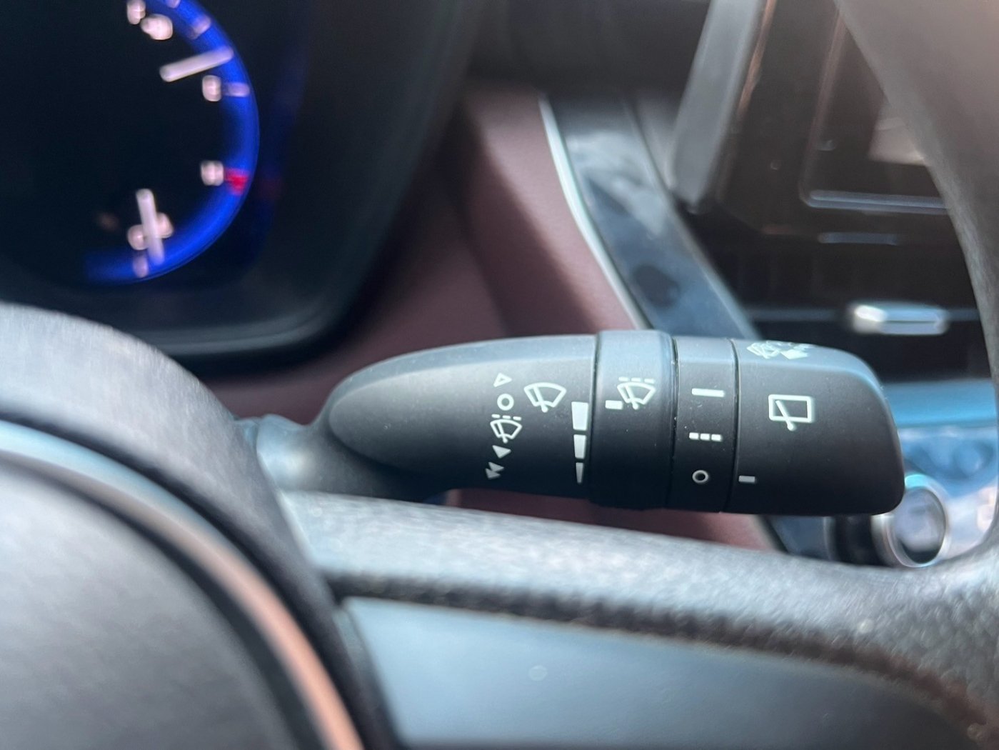 Toyota 豐田 ／ Corolla ／ 2022年 ／ 2022年 Toyota Corolla  Cross  淺藍色 豐田中古車 ／ 佳里興店(台南)