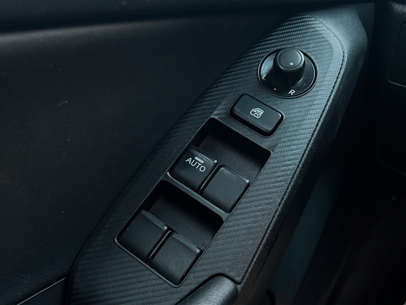 Mazda 馬自達 ／ Mazda 3 ／ 2016年 ／ 2016年Mazda 3 白色 馬自達中古車 ／ 成交區