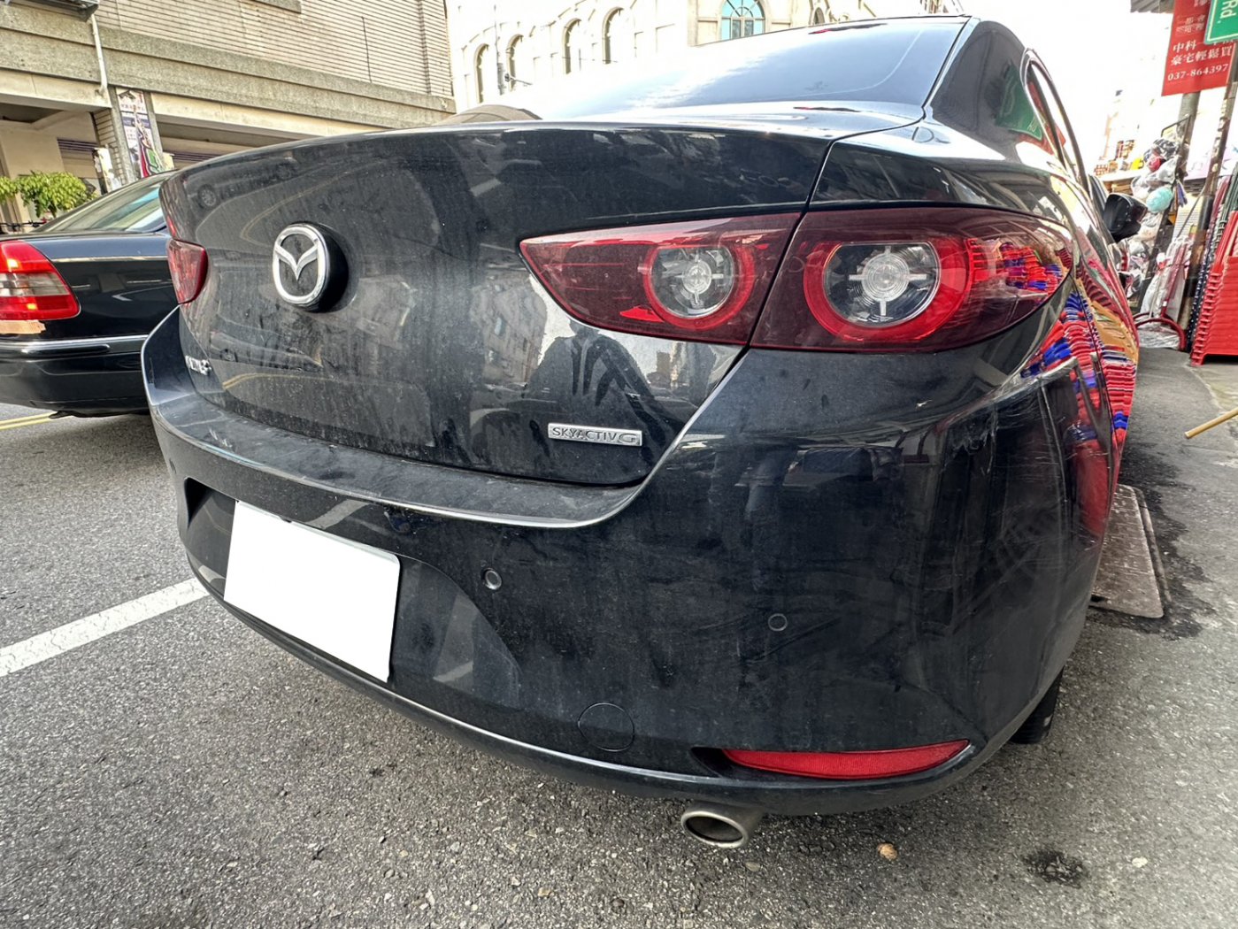 Mazda 馬自達 ／ Mazda 3 ／ 2022年 ／ 2022年Mazda 3 黑色 馬自達中古車 ／ 成交區