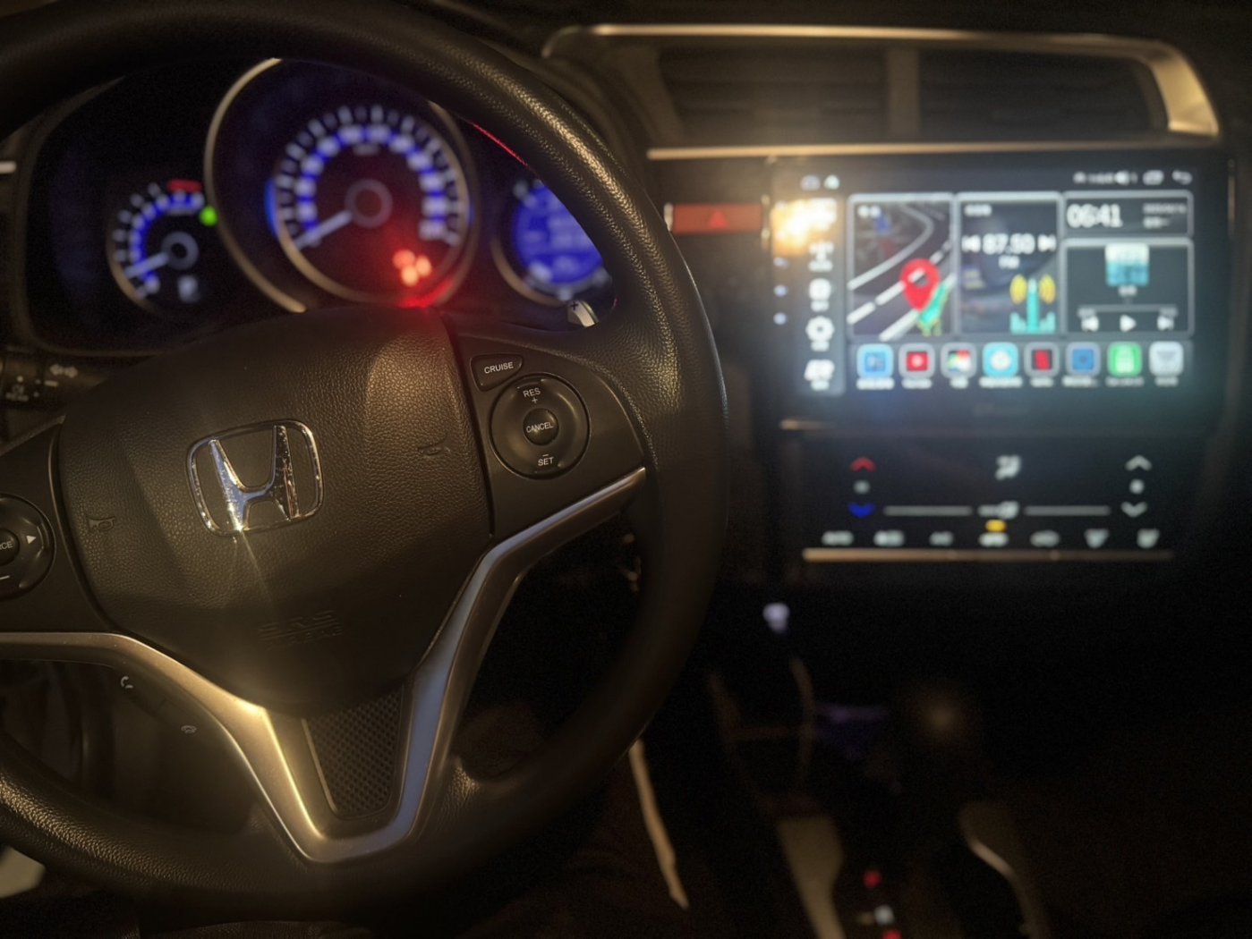 Honda 本田 ／ FIT ／ 2017年 ／ 2017年Honda  FIT  白色 本田中古車 ／ MG車庫(台南)