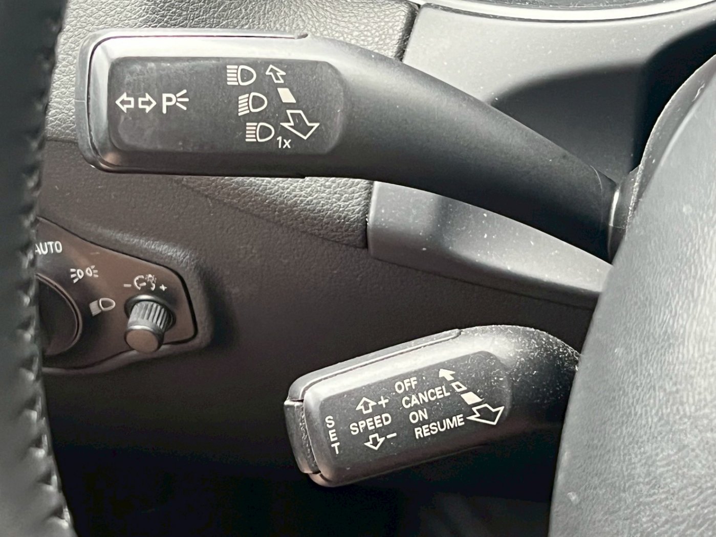Audi 奧迪 ／ Q5 ／ 2011年 ／ 2011年 Audi Q5 銀色 奧迪中古車 ／ 九肇匯元汽車 (台南)