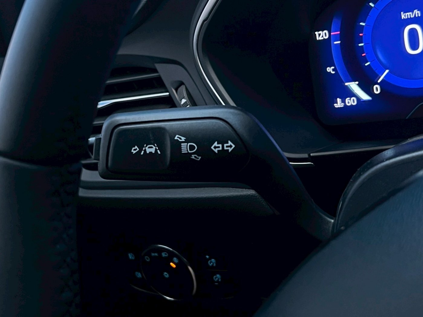 Ford 福特 ／ Focus ／ 2022年 ／ 2022年 Ford Focus 紅色 福特中古車 ／ 高拍