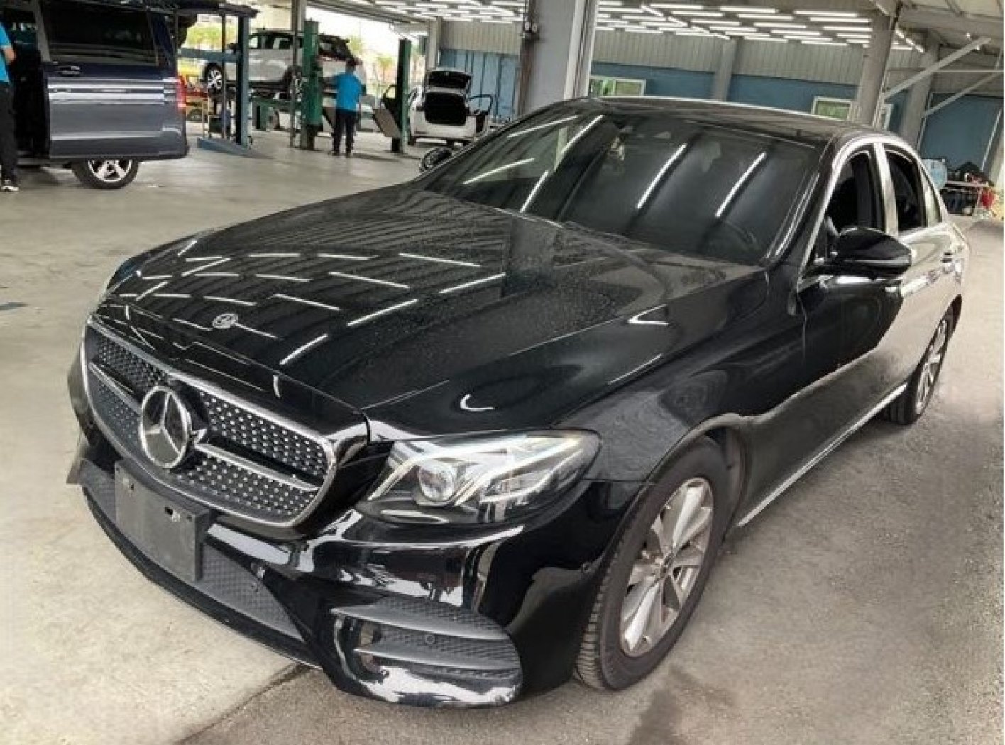 Benz 賓士/E-Class/201705/1991c.c/九肇匯元汽車 (台南)