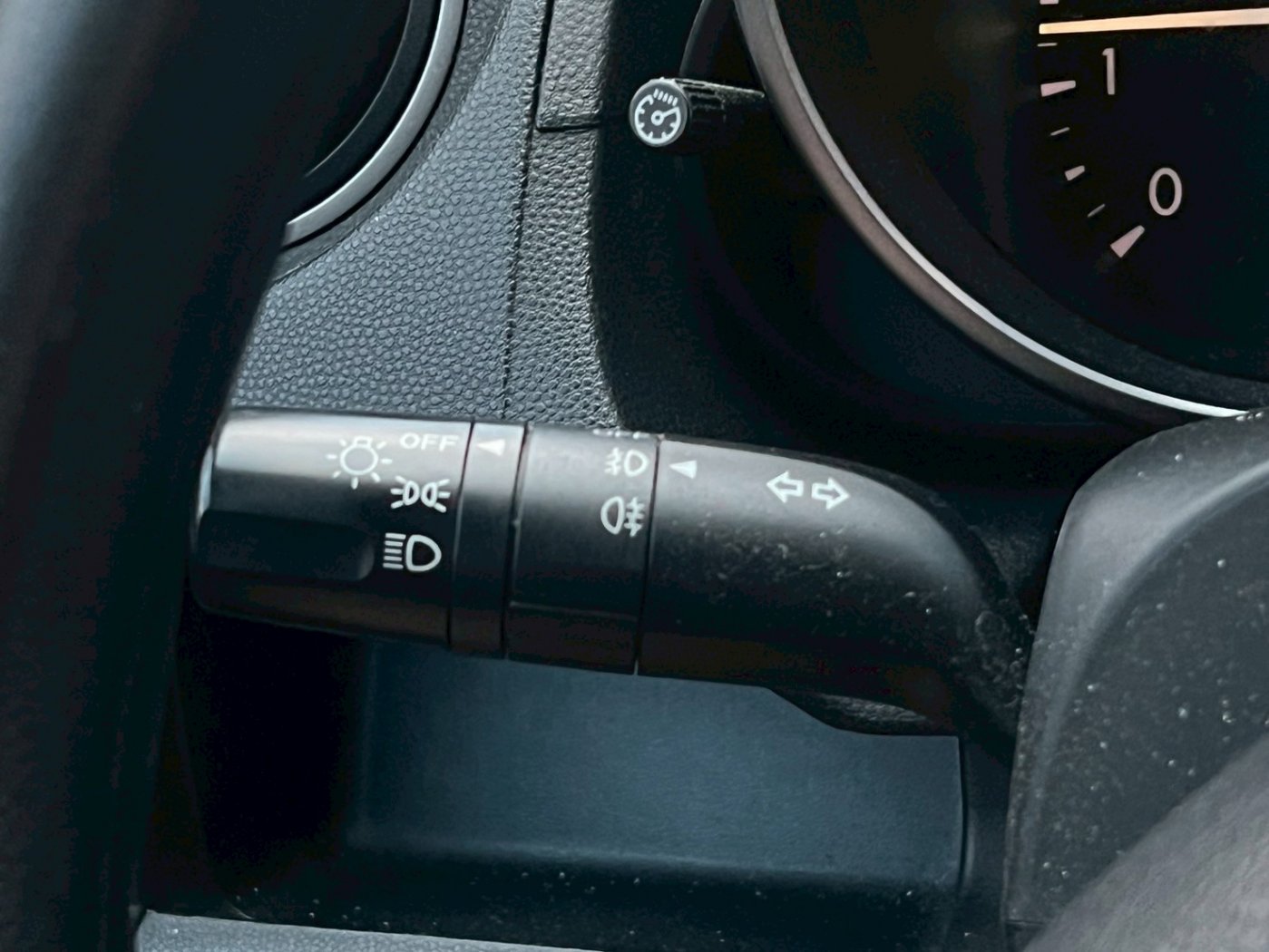 Mazda 馬自達 ／ Mazda 5 ／ 2013年 ／ 2013年 Mazda 5 灰色 馬自達中古休旅車 ／ 九肇匯元汽車 (台南)
