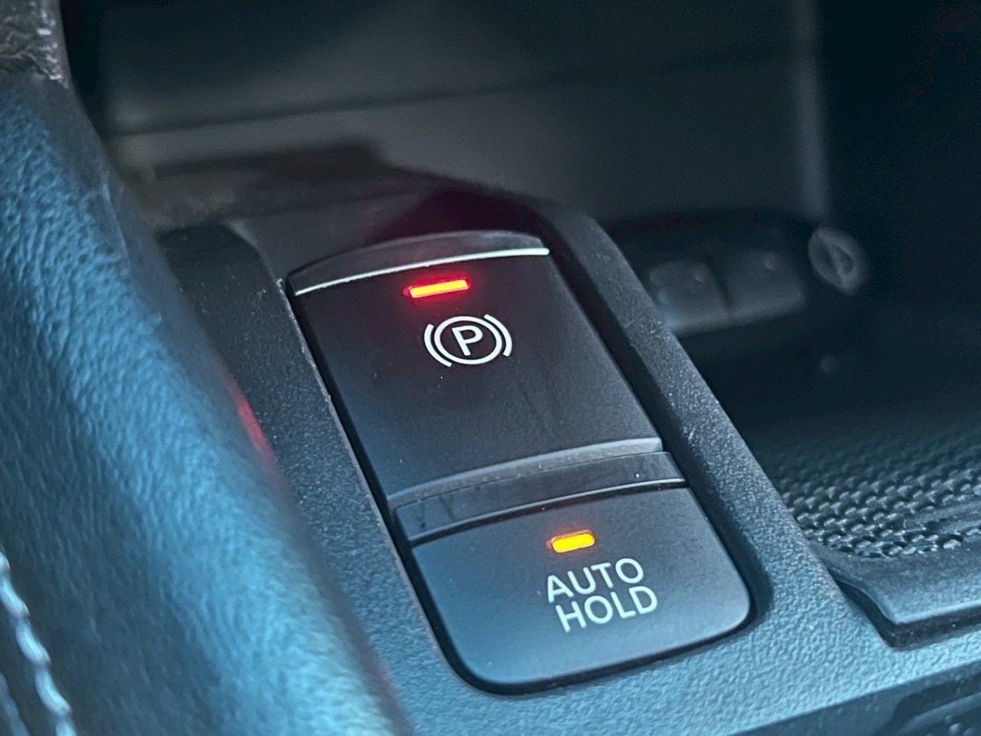 Nissan 日產 ／ Kicks ／ 2023年 ／ 2023年Nissan Kicks 藍色 日產中古車 ／ MG車庫(台南)