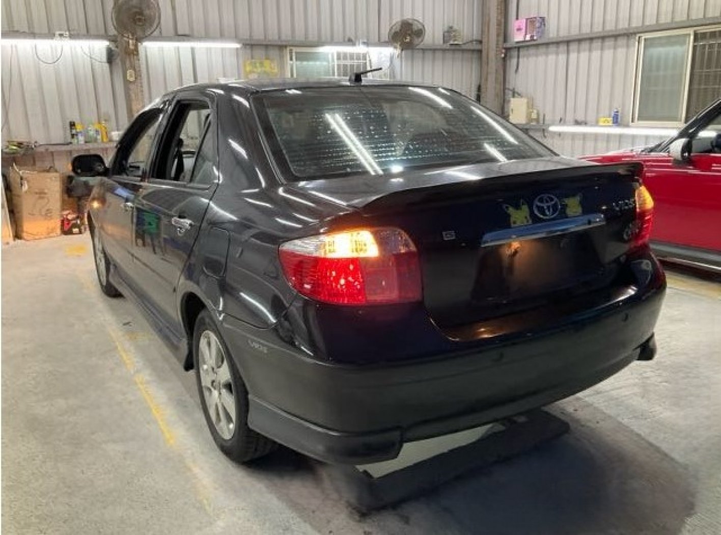 Toyota 豐田 ／ Vios ／ 2005年 ／ 2005年 Toyota vios  黑色 豐田中古車 ／ 九肇匯元汽車 (台南)