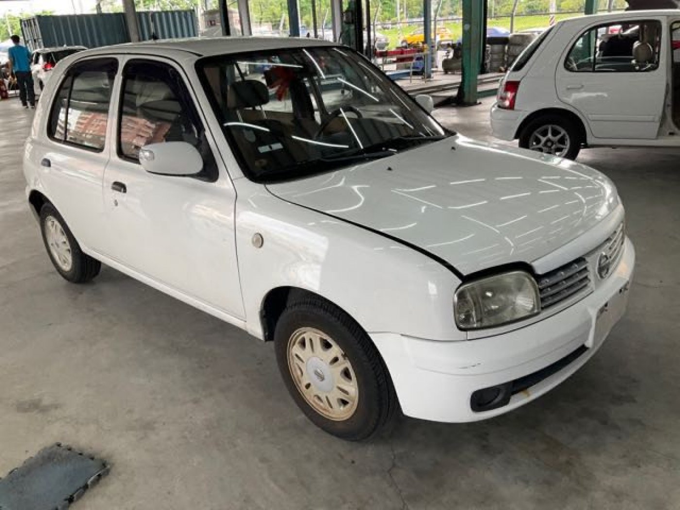 Nissan 日產 ／ March ／ 2006年 ／ 2006年Nissan March 白色 日產中古車 ／ 九肇匯元汽車 (台南)