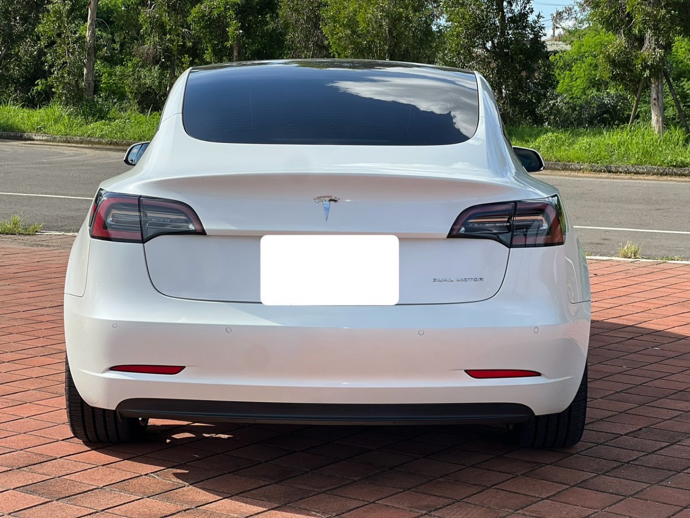Tesla 特斯拉 ／ Model  3 ／ 2021年 ／ 2021年 Tesla Model 3 白色 特斯拉中古車 ／ MG車庫(台南)