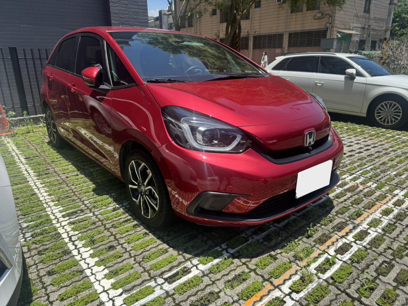Honda 本田 ／ FIT ／ 2022年 ／ 2022年Honda  FIT  紅色 本田中古車 ／ 桃園店
