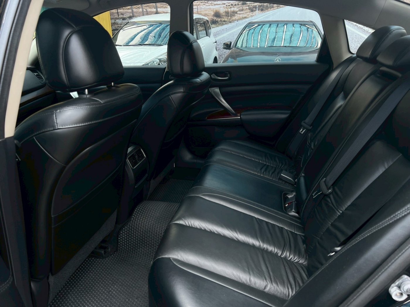 Nissan 日產 ／ Teana ／ 2011年 ／ 2011年Nissan Teana 黑色 日產中古車 ／ 成交區