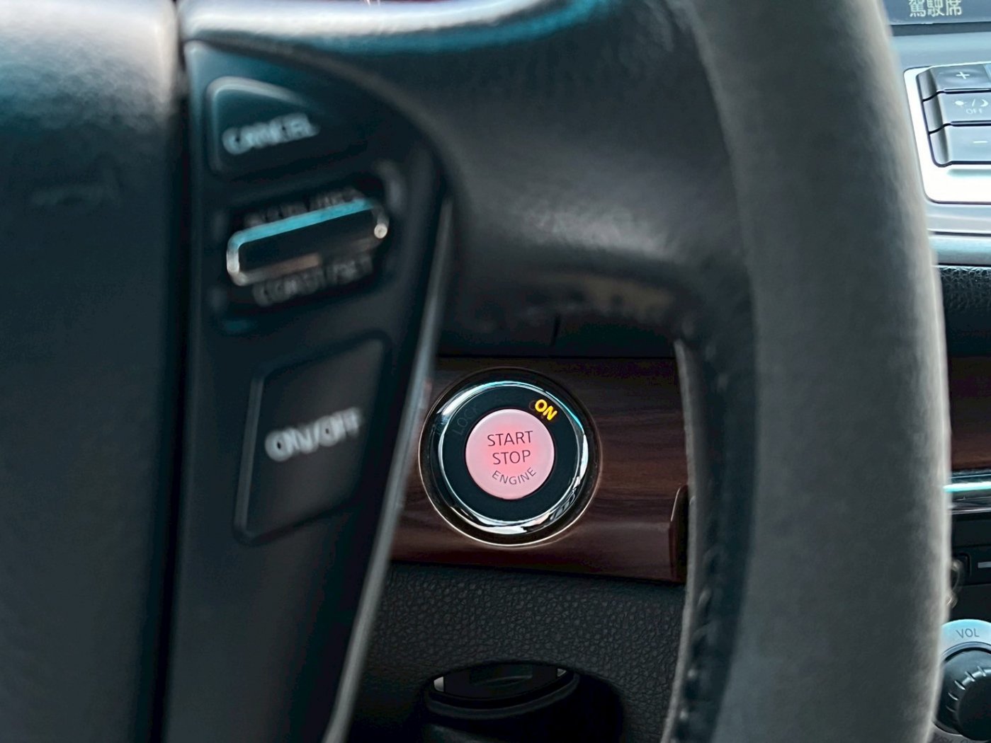 Nissan 日產 ／ Teana ／ 2011年 ／ 2011年Nissan Teana 黑色 日產中古車 ／ 成交區