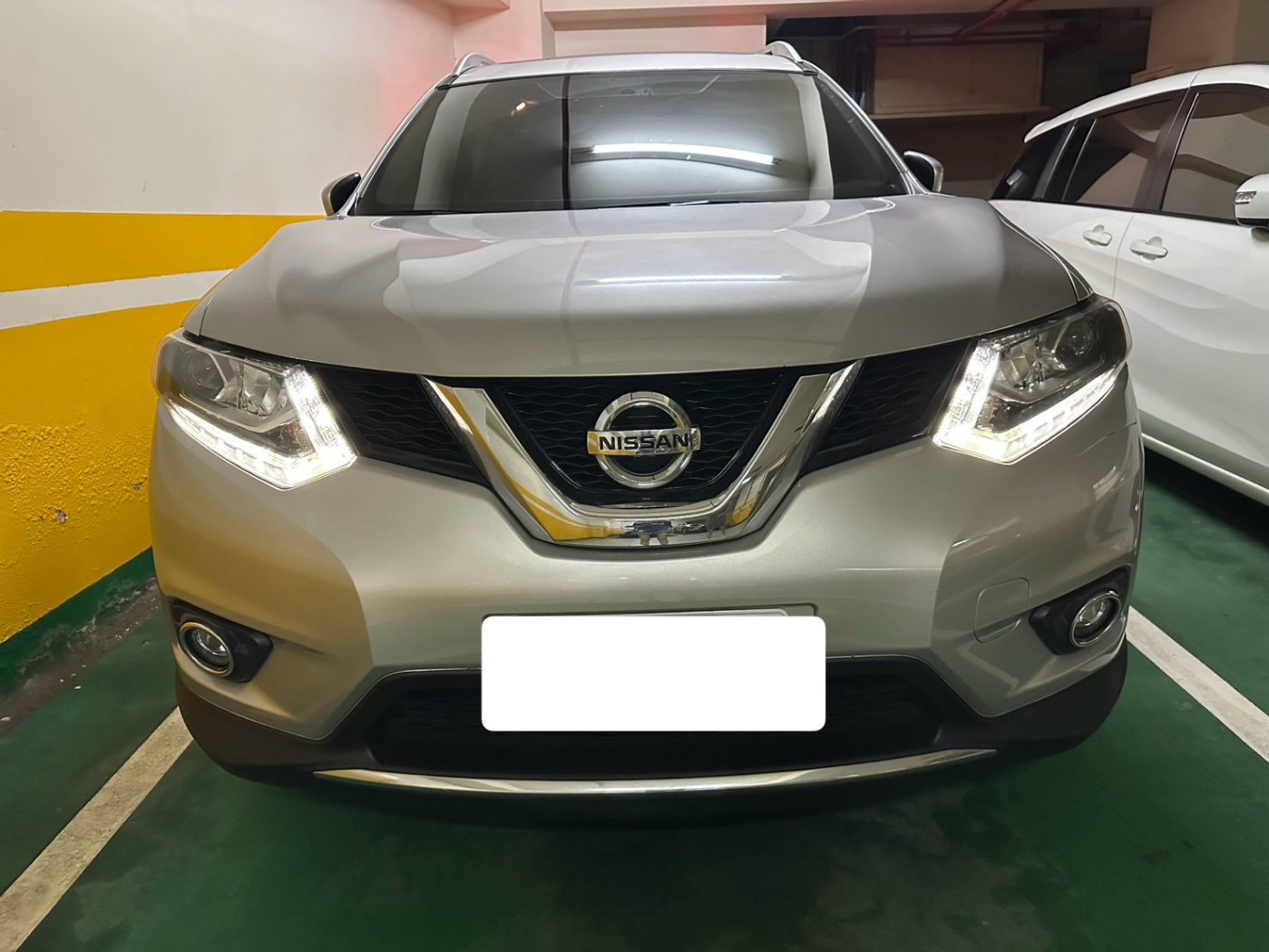 Nissan 日產/X-Trail/201605/2488c.c/九肇匯元汽車 (台南)