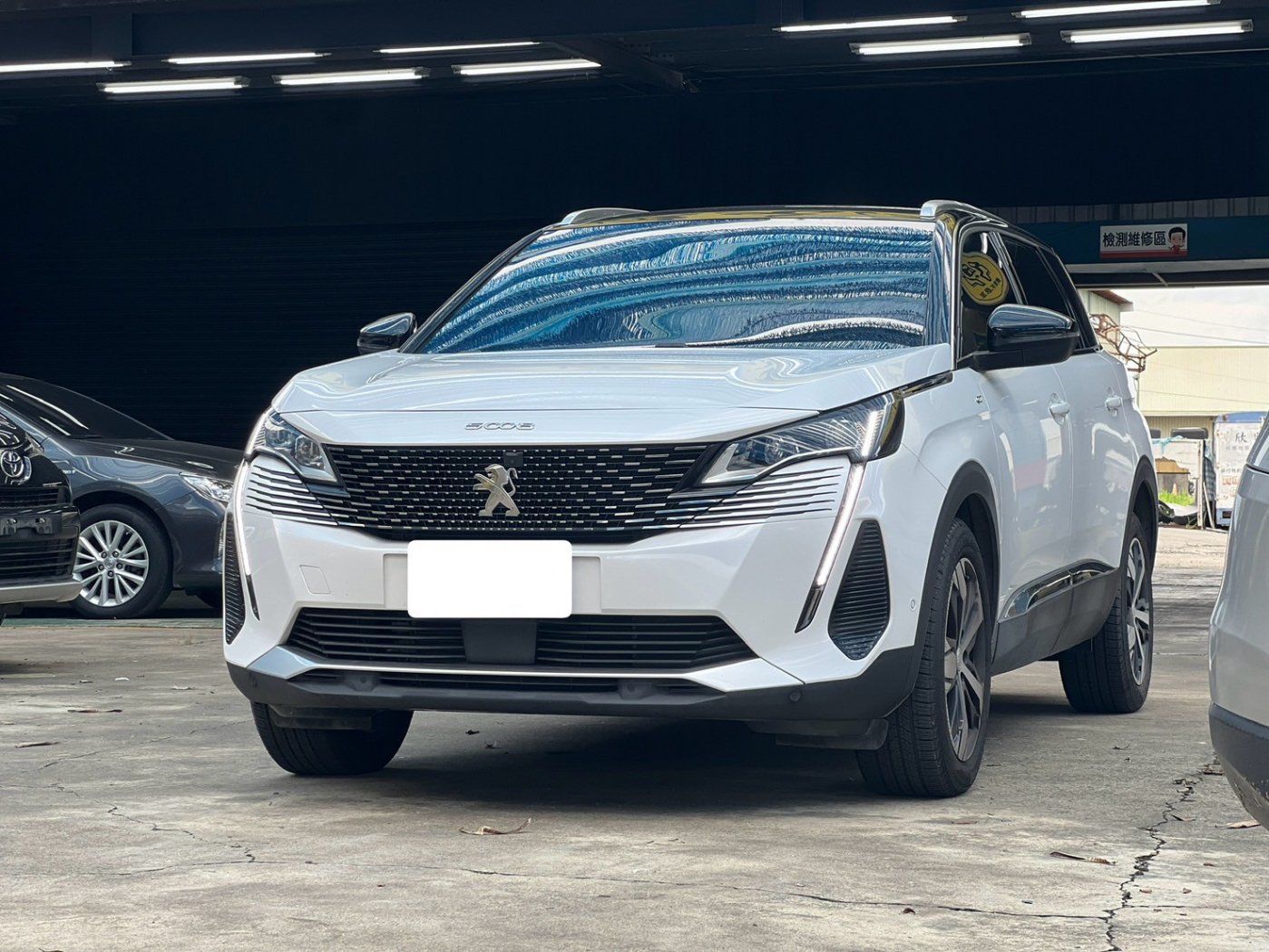 Peugeot 寶獅/5008/202203/1598c.c/MG車庫(台南)