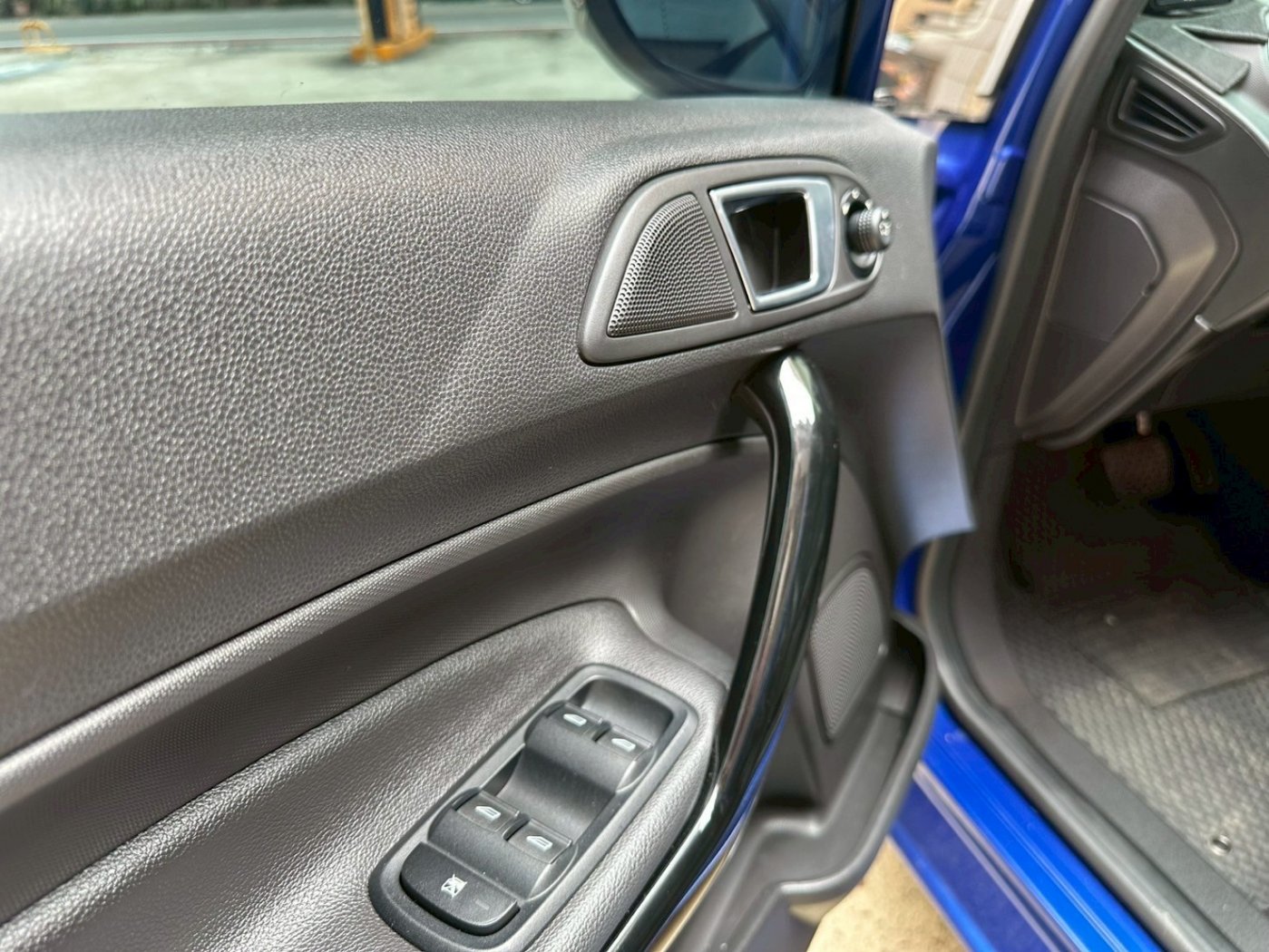 Ford 福特 ／ Fiesta ／ 2015年 ／ 2015年Ford Fiesta 藍色 福特中古車 ／ 成交區