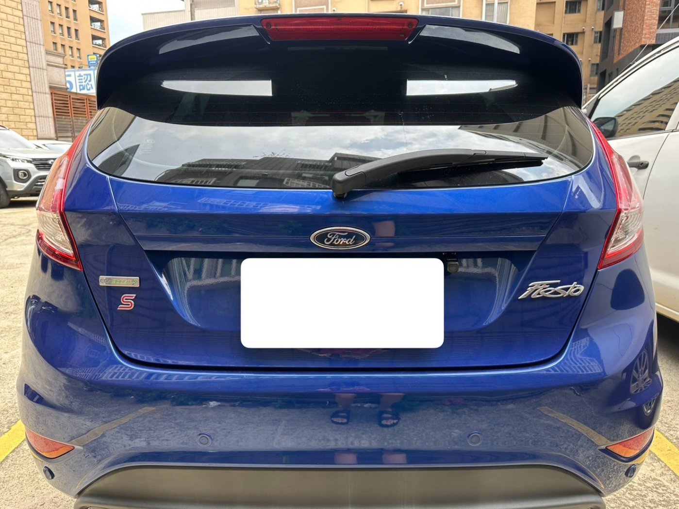 Ford 福特 ／ Fiesta ／ 2015年 ／ 2015年Ford Fiesta 藍色 福特中古車 ／ 成交區