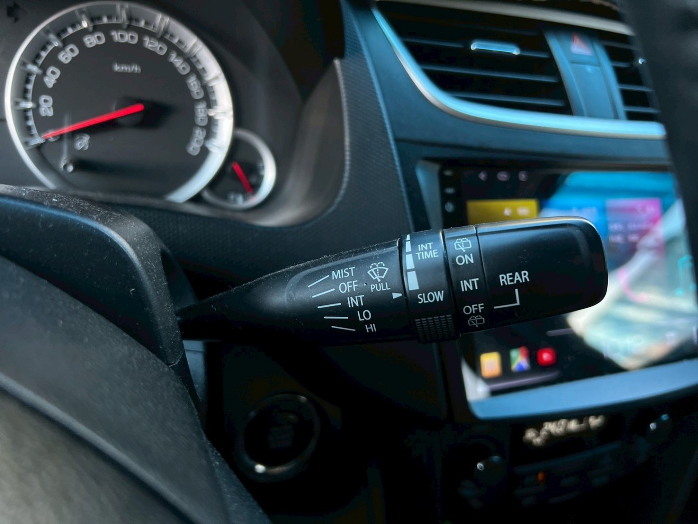 Suzuki 鈴木 ／ Swift ／ 2011年 ／ 2011年Suzuki Swift 灰色 鈴木中古車 ／ MG車庫(台南)