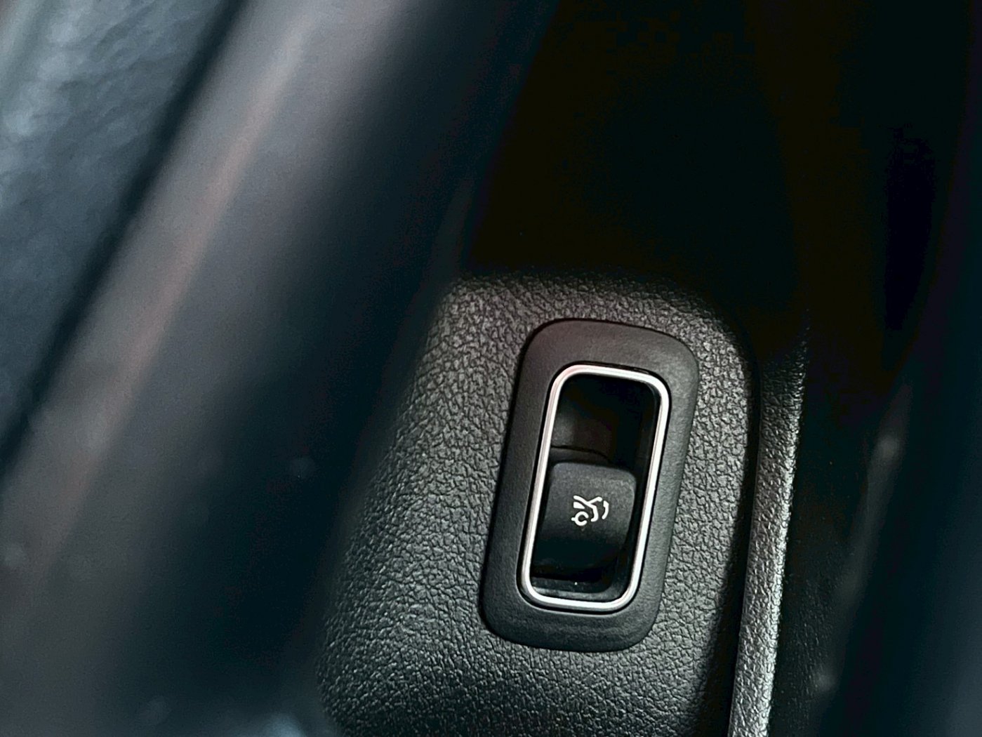 Benz 賓士 ／ A-Class ／ 2019年 ／ 2019年 Benz A200 深灰色 賓士中古車 ／ 高拍