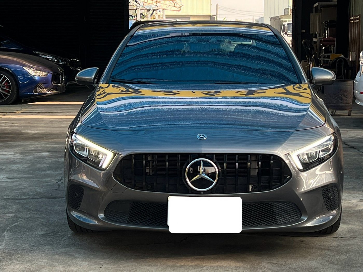 Benz 賓士 ／ A-Class ／ 2019年 ／ 2019年 Benz A200 深灰色 賓士中古車 ／ 高拍
